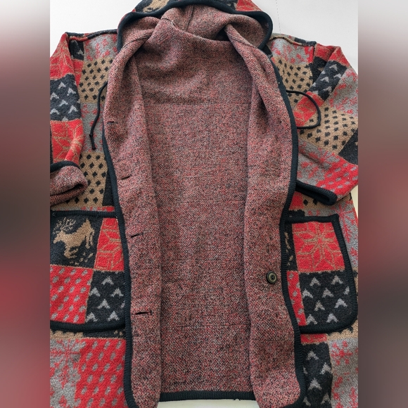 100% Wool Nordic Print Jacket - Picture 5 of 8